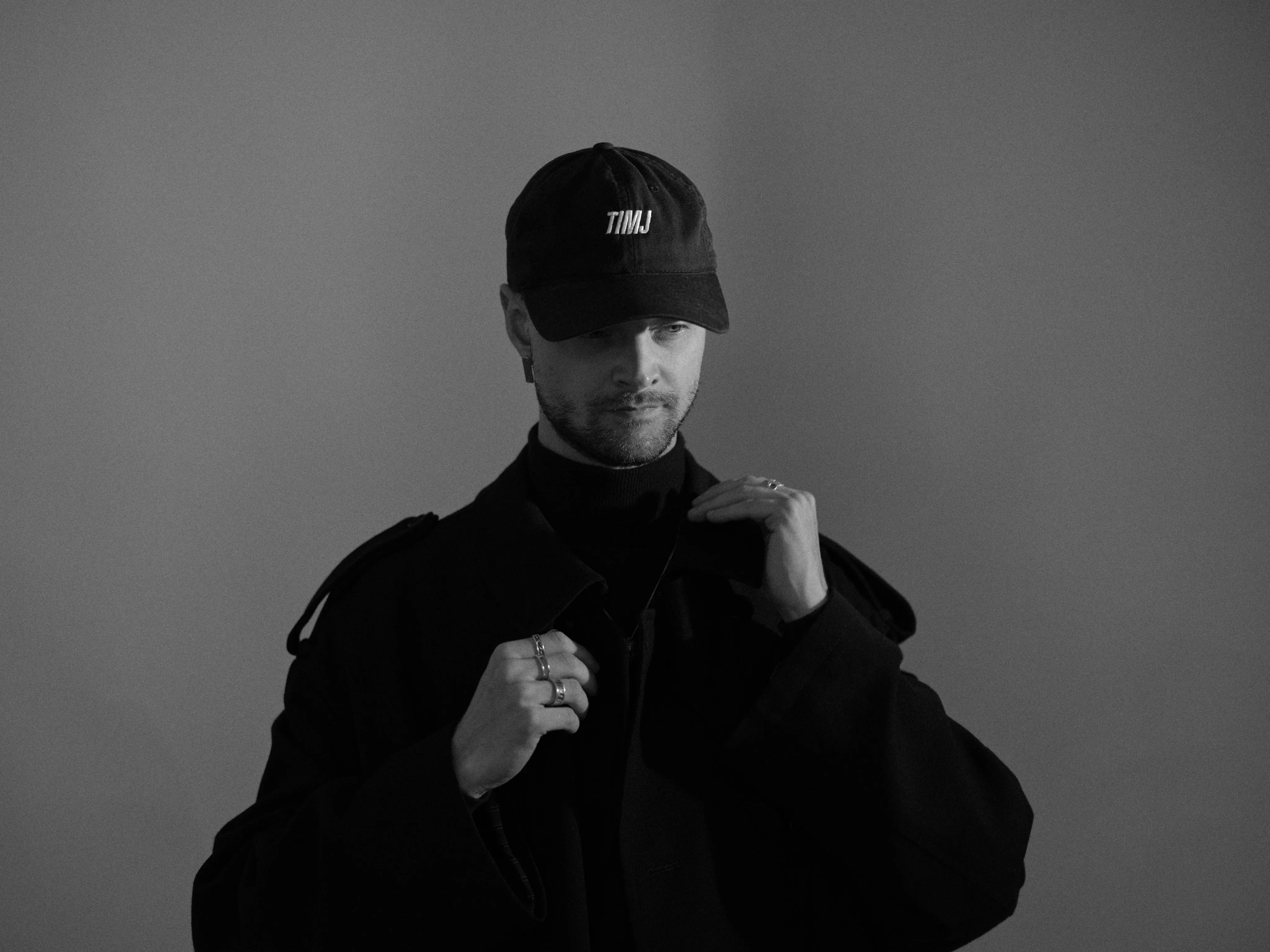 Tim J. Uhlemann